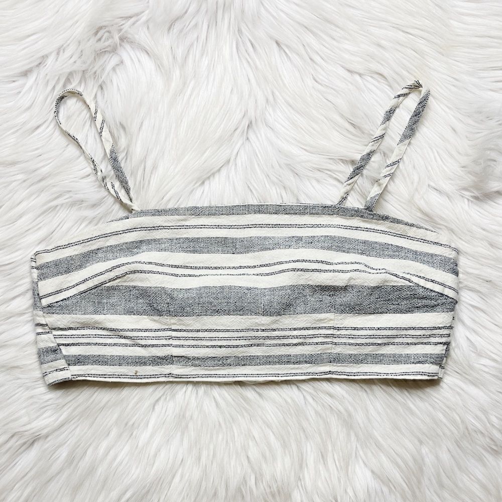 Forever 21 Striped Crop Top White and Blue Size Small